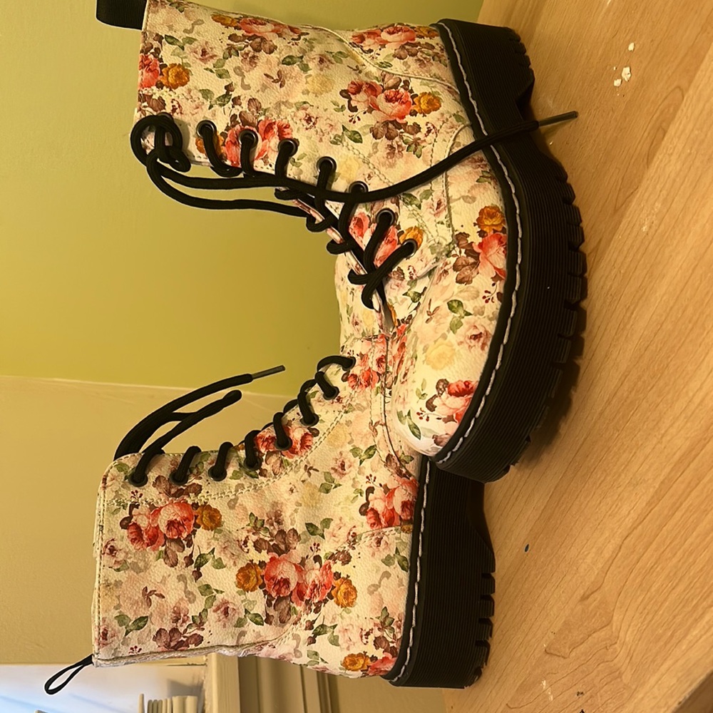 Boots with flower pint, brand UNIONBAY, worn once